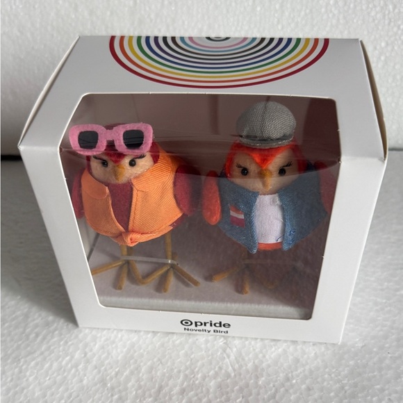 Pride 2pk Featherly Friend™ Collectible Mini Bird Figurines Gal and Pal - Picture 3 of 7